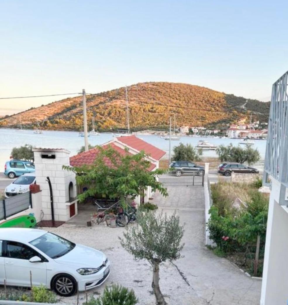 Providenca Daire Vinišće Dış mekan fotoğraf